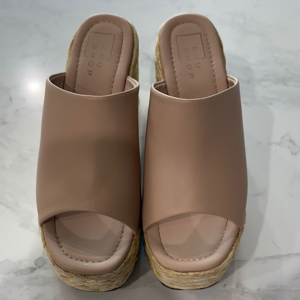 ShuShop Women's Nude Mules with Woven Platform